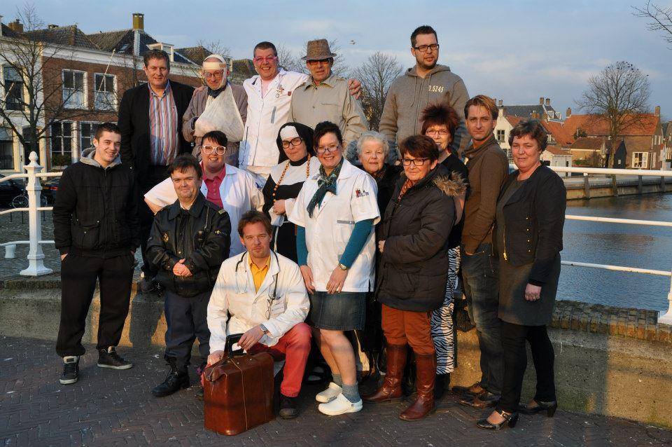 Toneelclub De Klokkedieven ‘Goeie Buren’ in Ouddorp